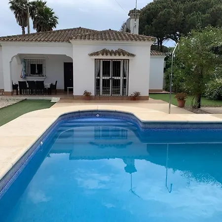 Jane With Pool Next To The Golf And Cadiz